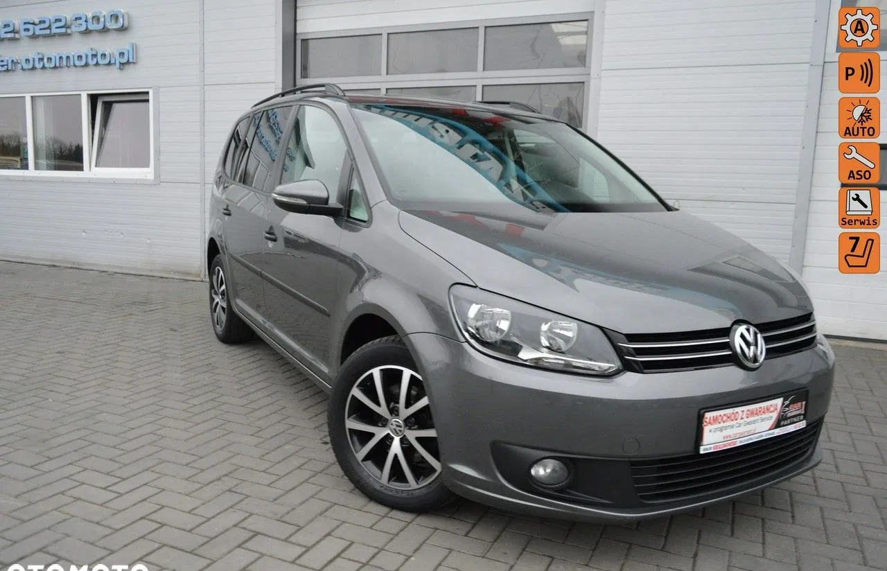 hrubieszów Volkswagen Touran cena 41900 przebieg: 215000, rok produkcji 2015 z Hrubieszów